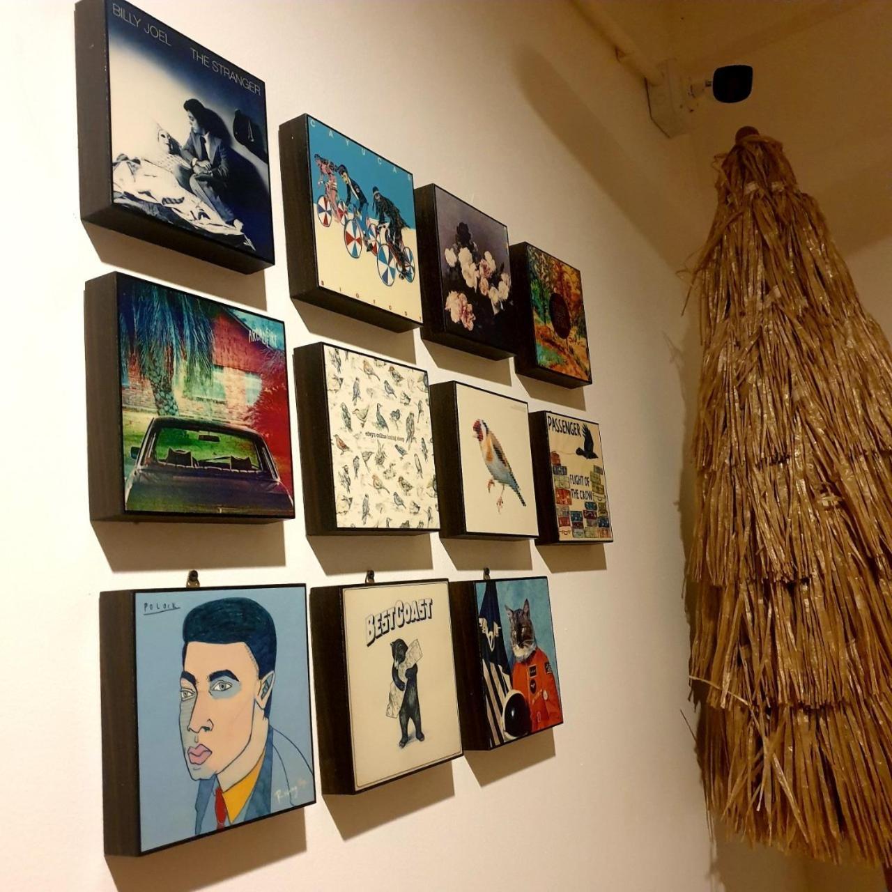 Cooper Hostel Bangkok Bagian luar foto