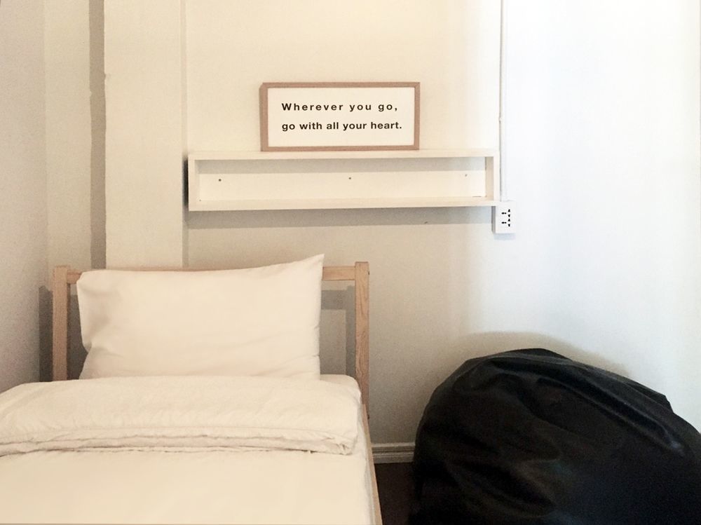 Cooper Hostel Bangkok Bagian luar foto