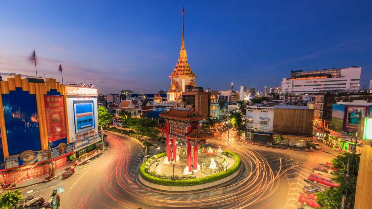 Cooper Hostel Bangkok Bagian luar foto